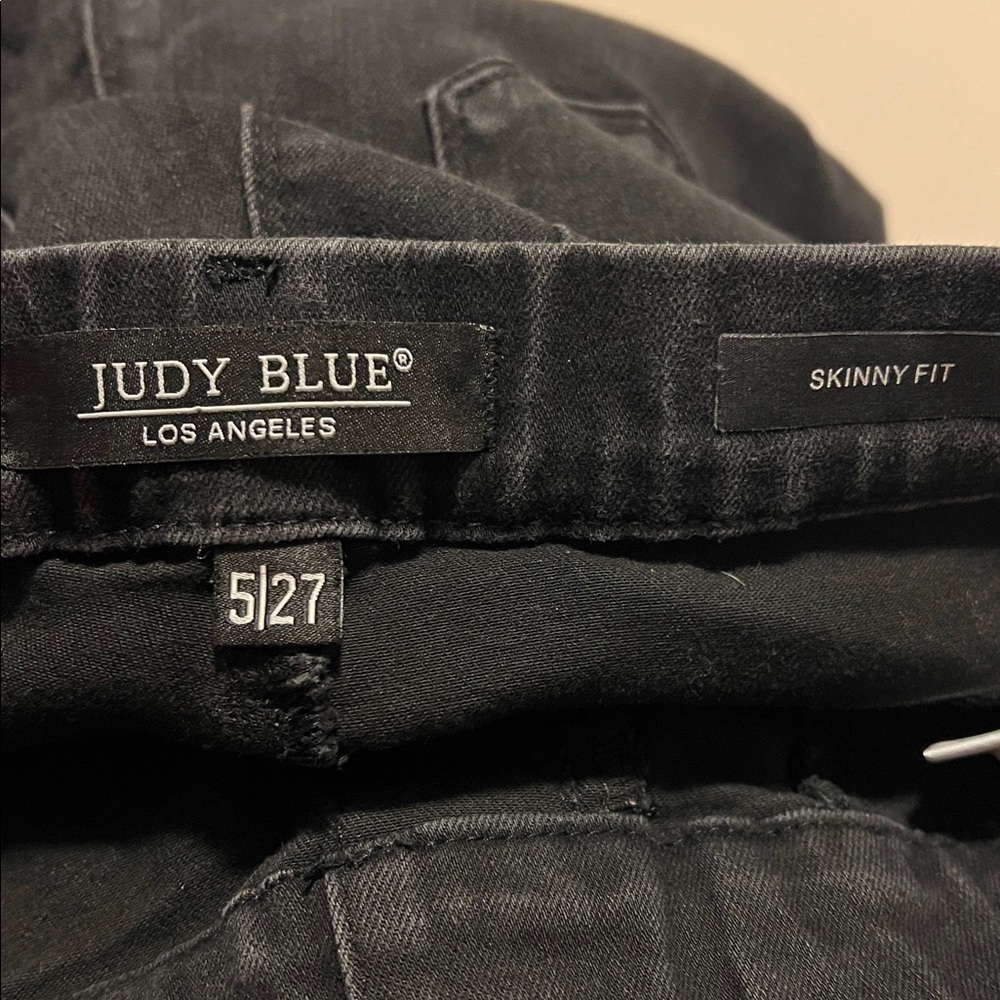 Judy Blue elastic waist black skinny fit jeans - Picture 5 of 6